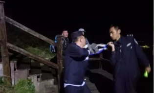 请为太白山的“英雄们”点赞!