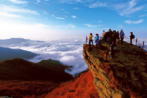 太白山景区入园人数饱和 停票公告