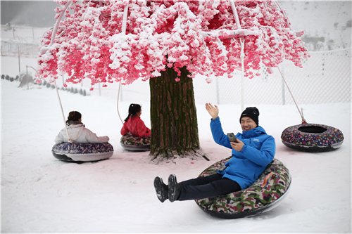 雪，让人开心